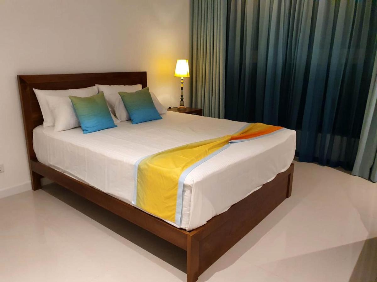 Hasara Oceanfront Apartments 高尔 外观 照片
