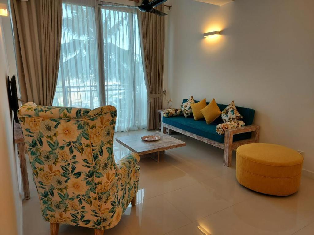 Hasara Oceanfront Apartments 高尔 外观 照片
