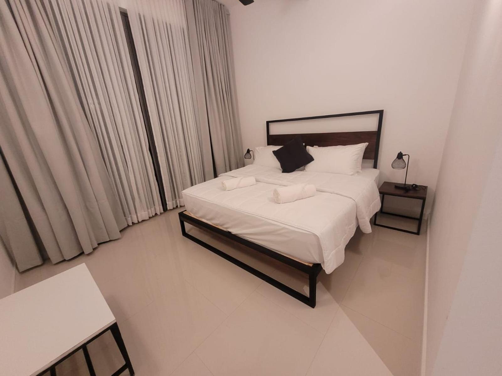 Hasara Oceanfront Apartments 高尔 外观 照片